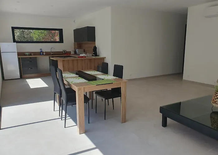 Villa Chene Calme Et Serenite Boulouris Secteur Residentiel